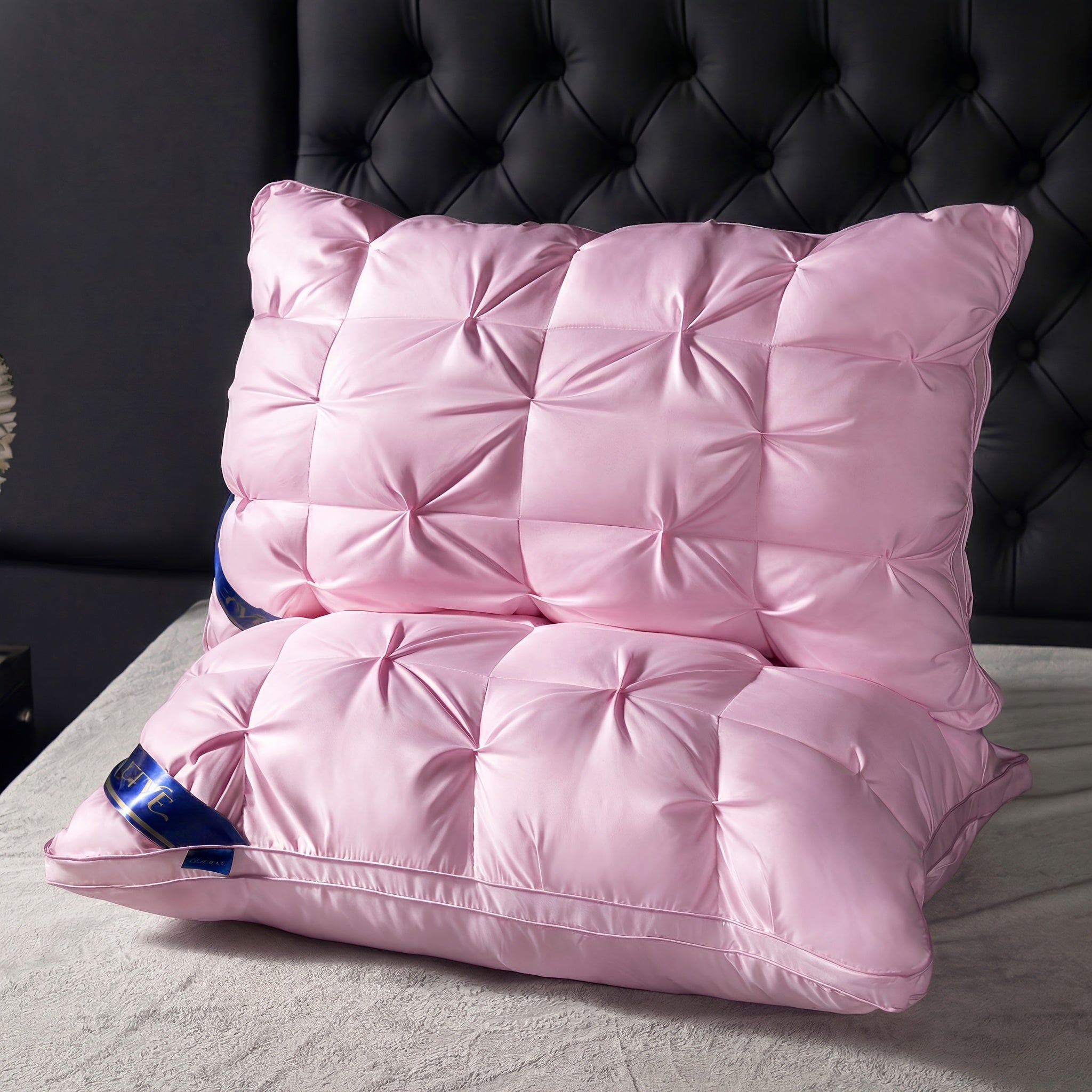 2PCS Luxury Hotel Series Pillows, Cool And Breathable Pillow Core, Fluffy And Resilient, It Protects The Neck, Soft And Comfortable, Superior Support Helps With Sleep, Queen/ King Sizes, Random Colors Are Available For Selection, Holiday Gift.