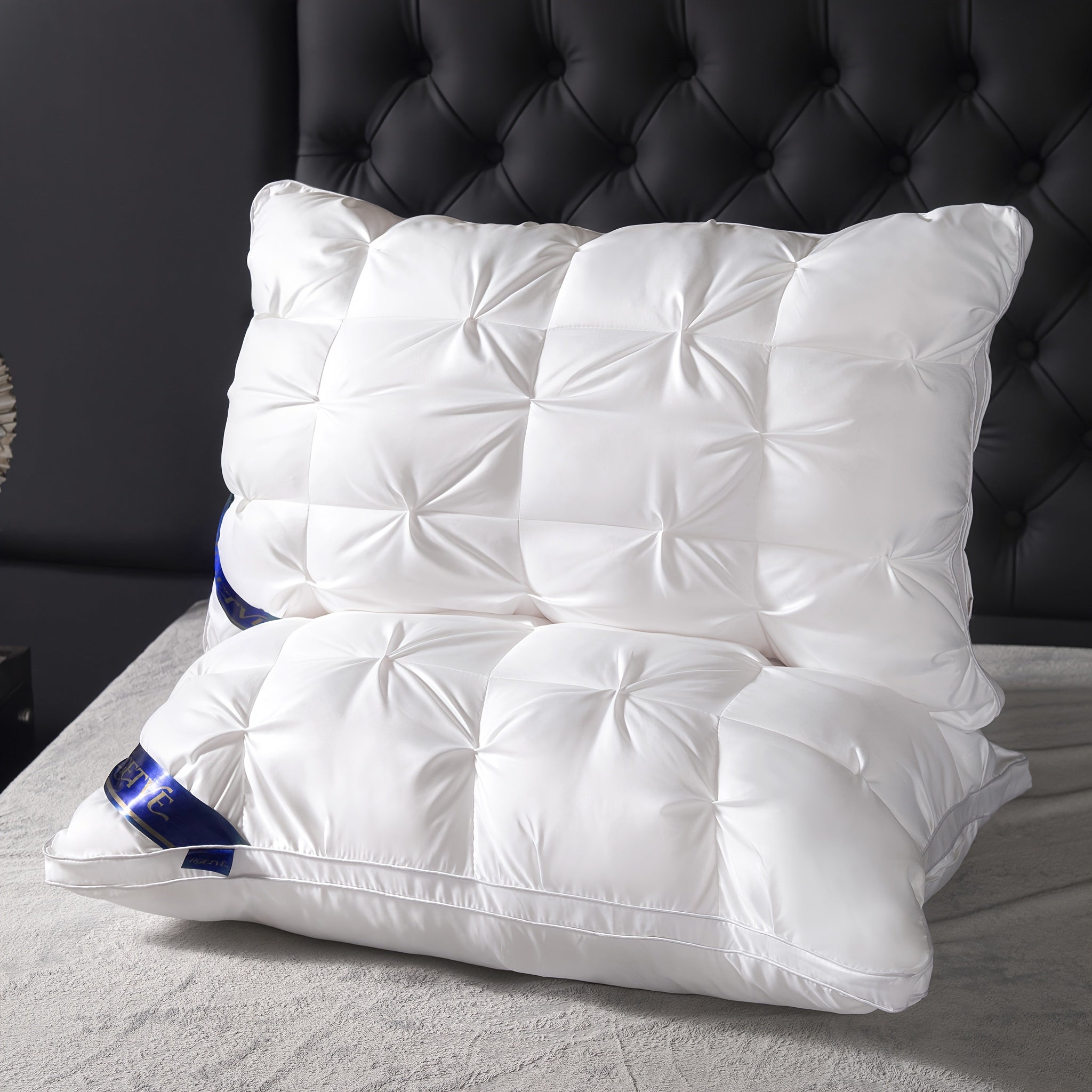 2PCS Luxury Hotel Series Pillows, Cool And Breathable Pillow Core, Fluffy And Resilient, It Protects The Neck, Soft And Comfortable, Superior Support Helps With Sleep, Queen/ King Sizes, Random Colors Are Available For Selection, Holiday Gift.